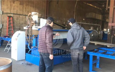 加拿大耐磨板堆焊設備調試安裝